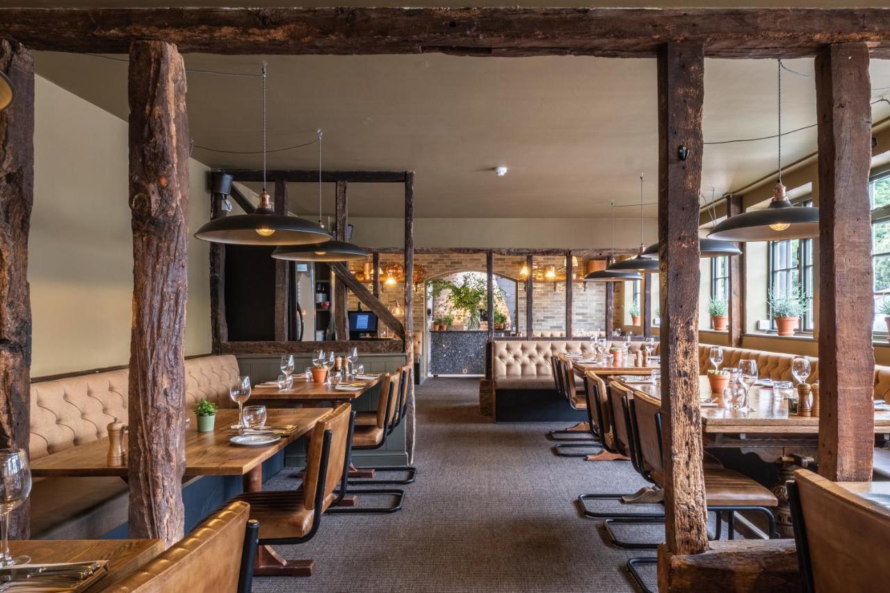 The Cricketers Clavering Exterior photo