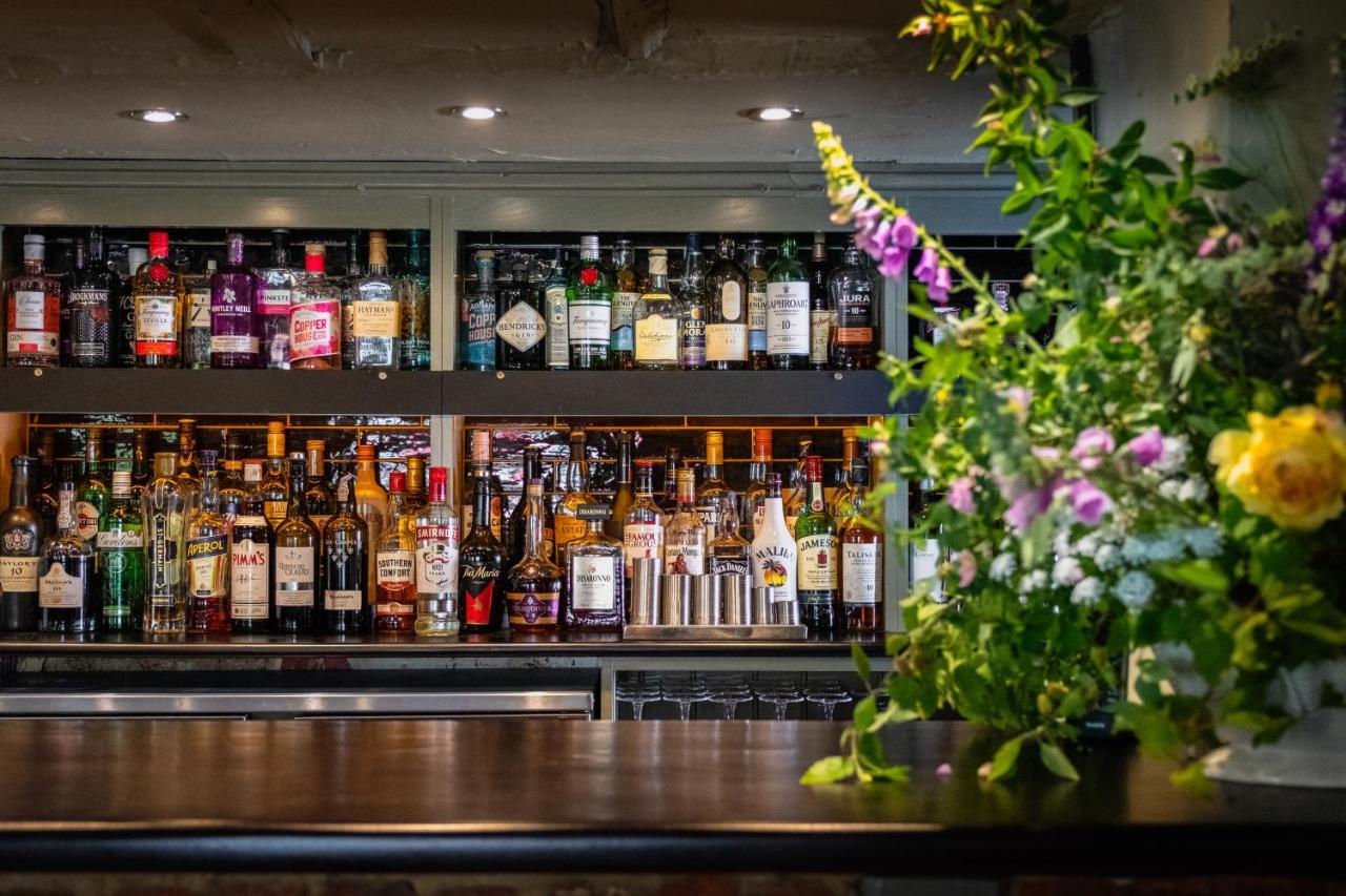 The Cricketers Clavering Exterior photo